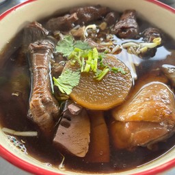 เกาเหลาไก่ตุ๋น