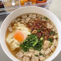 ก๋วยจั๊บญวนอุบล ต้มเส้น ข้าวกะเพรา