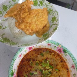 ดูโอ้ set 1ข้าวไข่เจียวหมูเด้งคู่กับต้มยำกระดูกอ่อนน้ำข้น