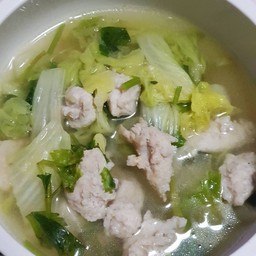 ต้มหมูกระดูกอ่อนผักกาดขาว