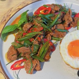 ข้าวเครื่องแกง