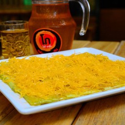 โรตีเหลี่ยมใบเตย - ฝอยทอง