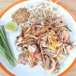ผัดไทยทะเล