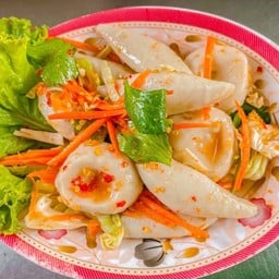 ข้าวหมูแดง-หมูกรอบ-ต้มเลือดหมู ม.กรุงเทพฯ