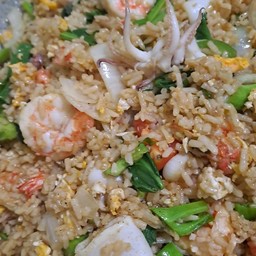 ข้าวผัดทะเล