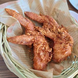 ปีกไก่ทอด