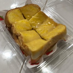 ขนมปังปิ้ง เนย+นม (2 แผ่น)