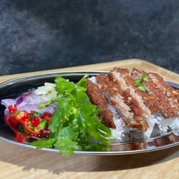 ข้าวหมูทอด&แกงใต้