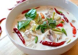 ต้มข่าไก่