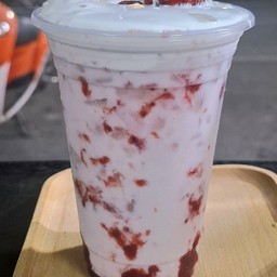 นมสดสตรอเบอร์รี่