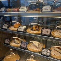 ขนมอร่อยมีค่อนข้างหลาหลาย