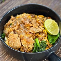 เส้นใหญ่ผัดซีอิ๊ว