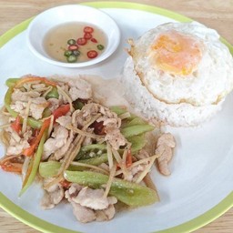 หมูผัดขิง
