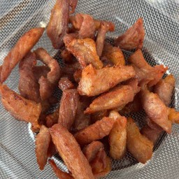 ห่อใจ ข้าวเหนียวหมูทอด