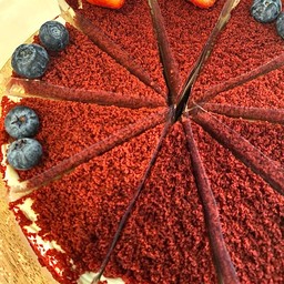 Red velvet cheezecake