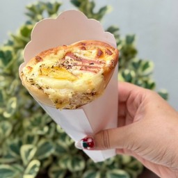 พิซซ่าหน้าฮาวายเอี้ยน