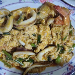 รวมทะเลผัดผงกระหรี่