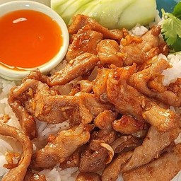 ข้าว-กระเทียมหมู