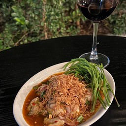 ยำหอยนางรม