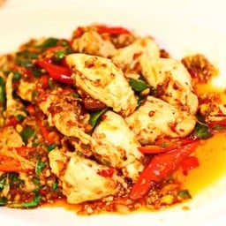 เนื้อปูผัดพริกขี้หนูสวน (L)