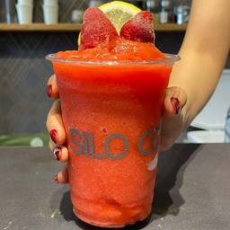 สตรอเบอร์รี่ปั่น