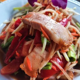 ตำหมูกรอบ