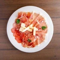 Imported Italian Cold Meat and Cheeses