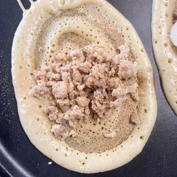 โตเกียว + หมูสับ ( 2 ชิ้น )