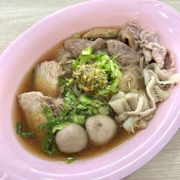 เล็กเนื้อ