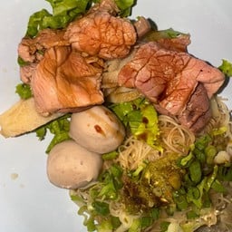 เกาเหลาเเห้งเนื้อ