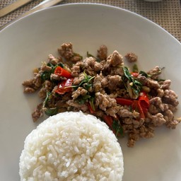 ข้าวกะเพราหมู