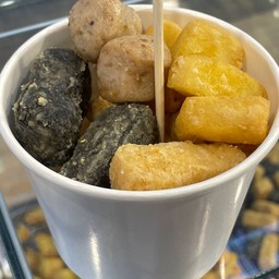 เต้าหู้รวม ทูโทน ถั่วลุกไก่ ลูกชิ้นเห็ดหอม