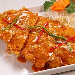 Rice Vermicelli with Panang Curry Tori Katsu Cheese 鶏カツの細米麺 เส้นหมี่พะแนงโทริคัตซึ