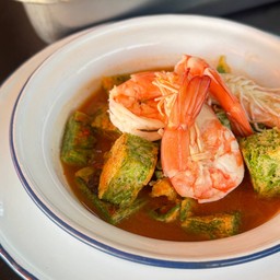 แกงส้มชะอมกุ้ง