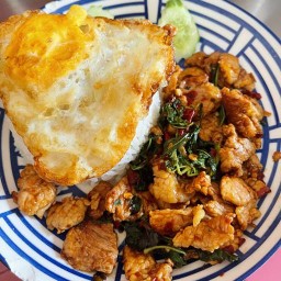 อาหารตามสั่ง By ปอตอง
