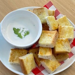 ปังปิ้งสังขยาใบเตยหอม