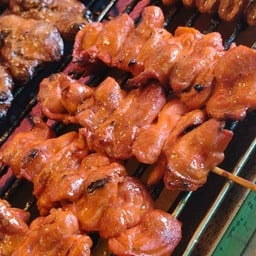 ไก่ย่างแดงโบราณเจ๊หวาน(สูตรไม่มีน้ำจิ้ม) สาขา2
