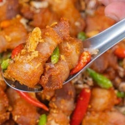 หมูทอด ไก่ทอด เฮง เฮง พุงกาง หมูทอด ไก่ทอด เฮง เฮง พุงกาง เทพารักษ์