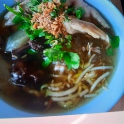 ร้านต้มเส้น&ข้าวมันไก่บ้านไต้