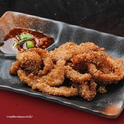 คอหมูทอดคลุกฝุ่น