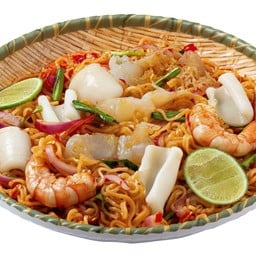 ยำมาม่าทะเล (ปลาร้า/ไม่ปลาร้า)