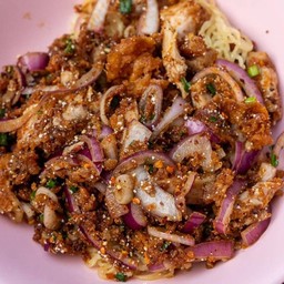 มาม่ายำไก่แซ่บ