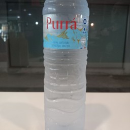Mineral water (600ml)