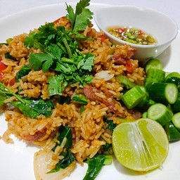 ข้าวผัดแหนม