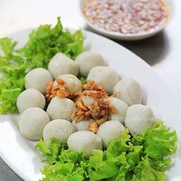 ลูกชิ้นปลาลวกจิ้ม