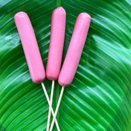 ไส้กรอกหมูสามตัว โอเด้ง