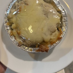 มักกะโรนีทูน่าอบชีส