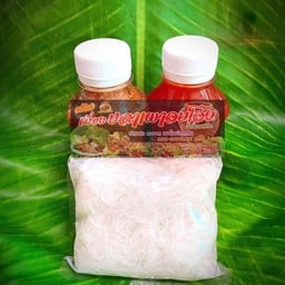 น้ำจิ้มซีฟู้ด+น้ำจิ้มหวาน+เส่้นหมี่