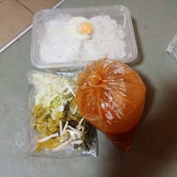 ขนมจีนน้ำยาปลาช่อน วังนารายณ์ (ลพบุรี)