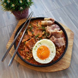 มาม่าโคชูจัง(เผ็ดน้อย)